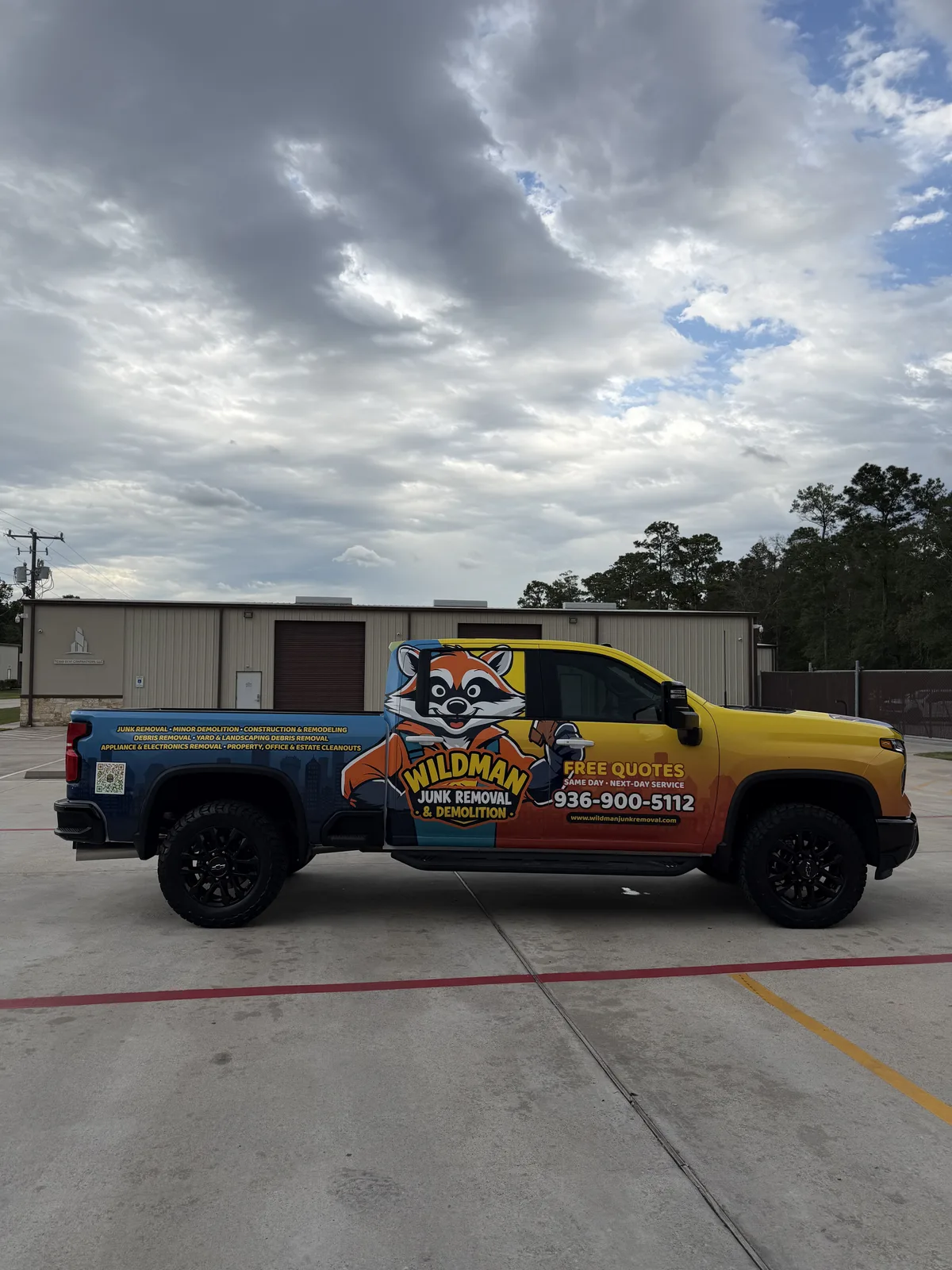 Full wrap on a Chevrolet Silverado 2500HD truck in Conroe, TX