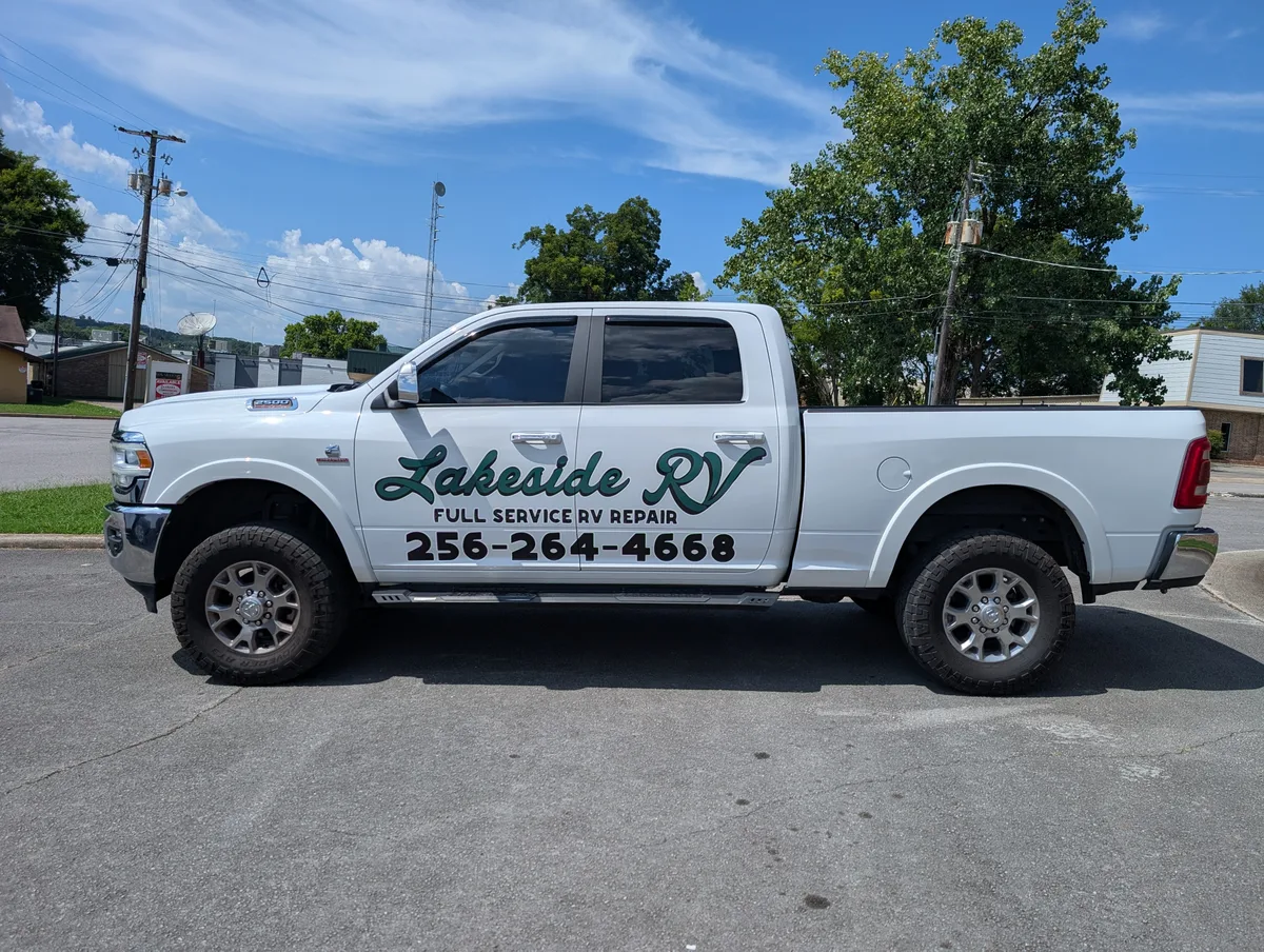 Spot graphics on a RAM 2500 truck in Guntersville, AL
