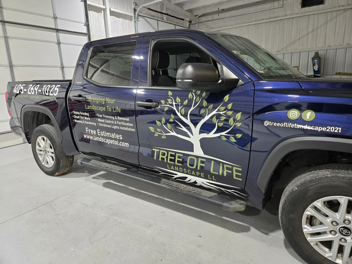 Spot graphics on a Toyota Tundra truck in Oklahoma City, OK