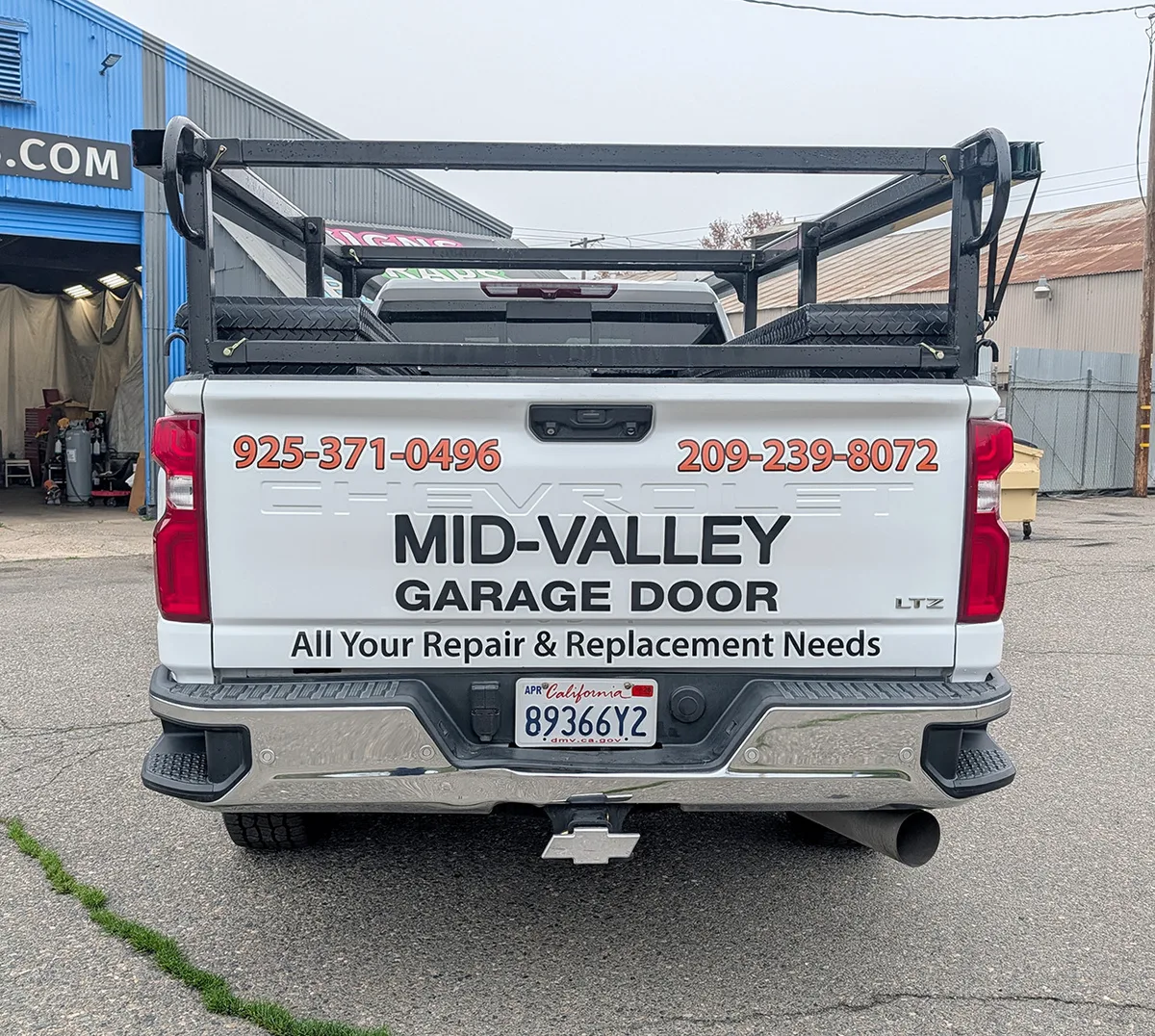 Spot graphics on a Chevrolet Silverado truck in Manteca, CA