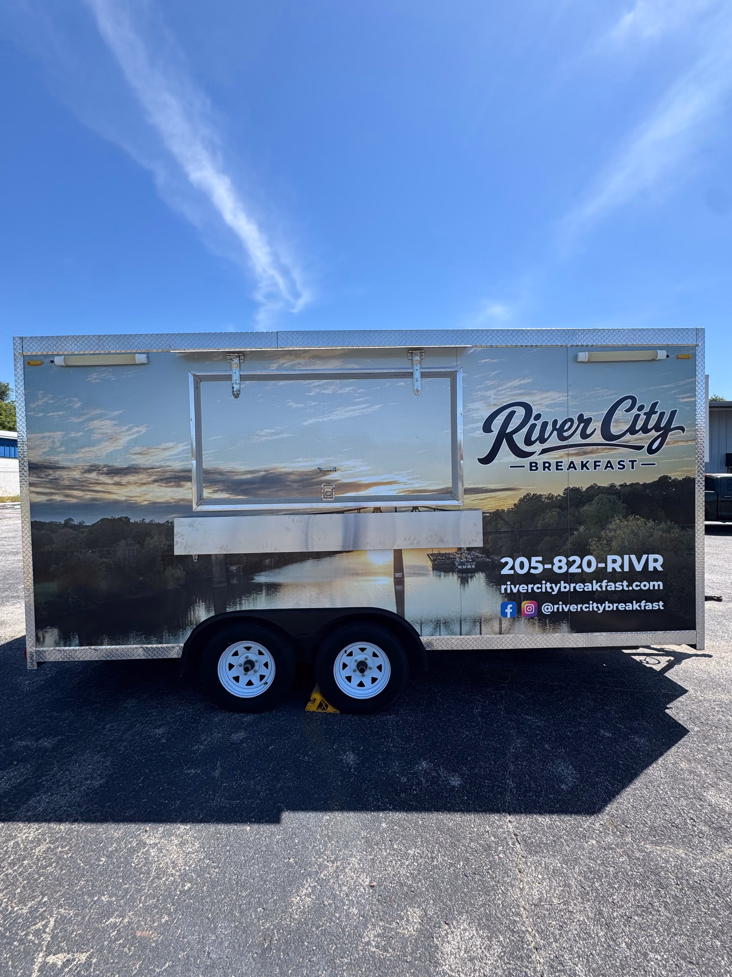 River City Breakfast vehicle wrap in Northport, AL