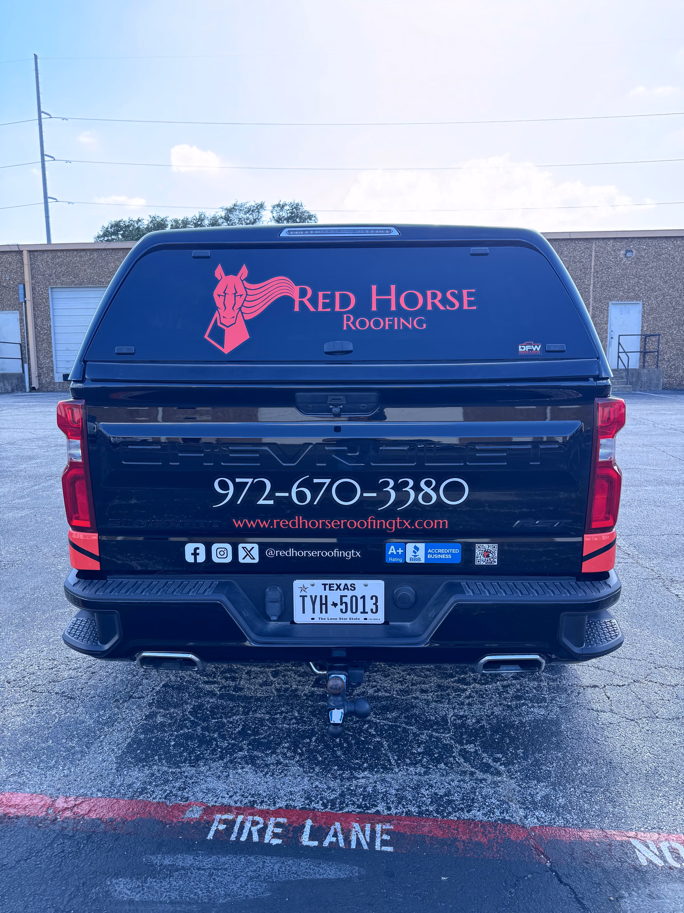 Red Horse Roofing vehicle wrap in Garland, TX